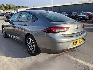 Used 2017 Vauxhall Insignia Design Grey - Interior and Exterior details 3
