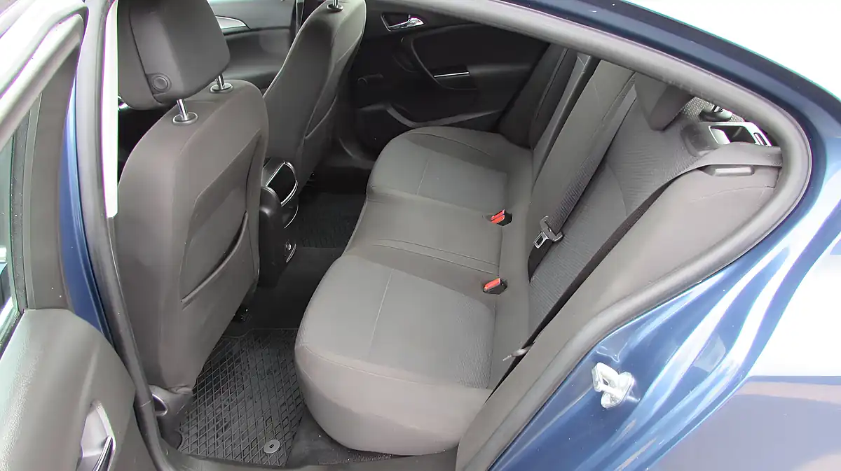 Used 2017 Vauxhall Insignia Design Nav Blue - Interior and Exterior details 10