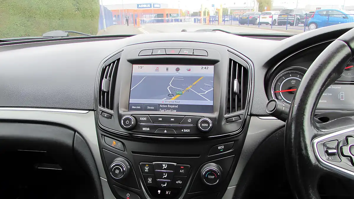 Used 2017 Vauxhall Insignia Design Nav Blue - Interior and Exterior details 12
