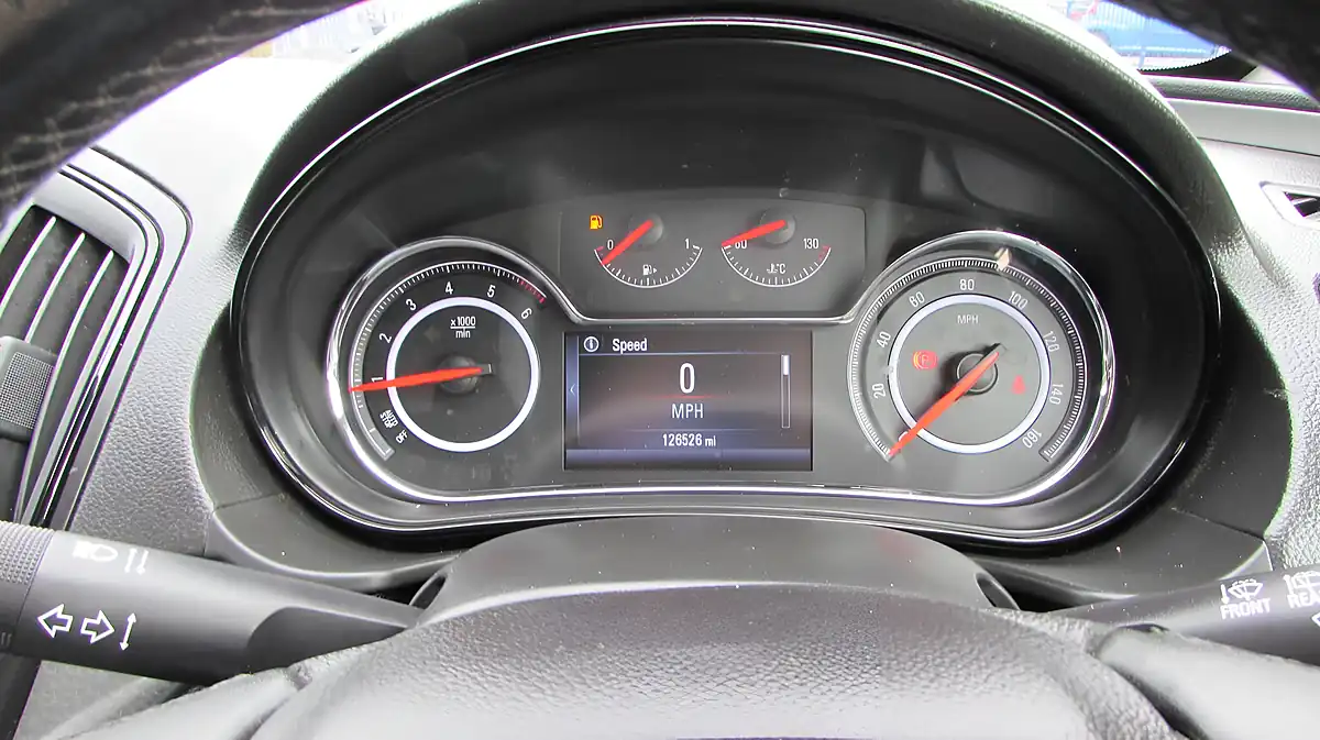 Used 2017 Vauxhall Insignia Design Nav Blue - Interior and Exterior details 13