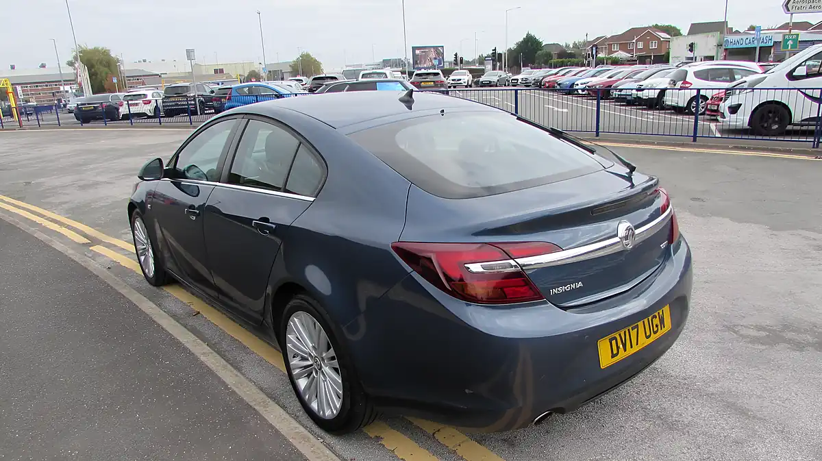 Used 2017 Vauxhall Insignia Design Nav Blue - Interior and Exterior details 5