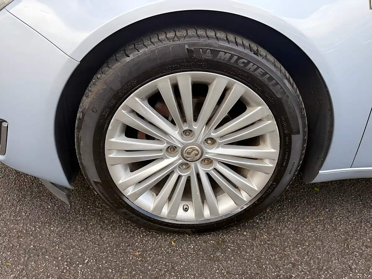 Used 2017 Vauxhall Insignia Design Nav Silver - Interior and Exterior details 12
