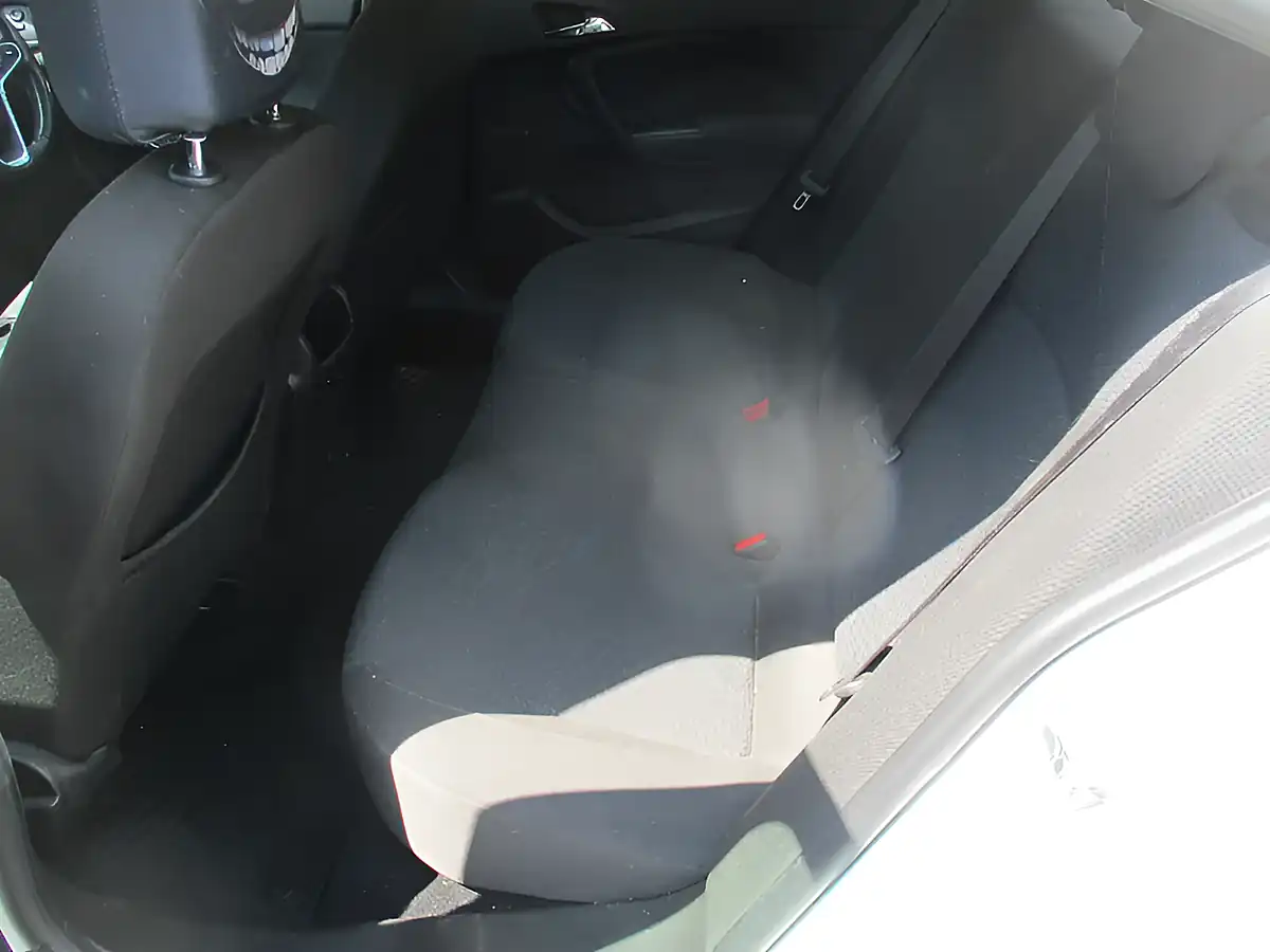 Used 2017 Vauxhall Insignia Design White - Interior and Exterior details 10