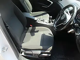Used 2017 Vauxhall Insignia Design White - Interior and Exterior details 12