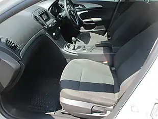 Used 2017 Vauxhall Insignia Design White - Interior and Exterior details 9