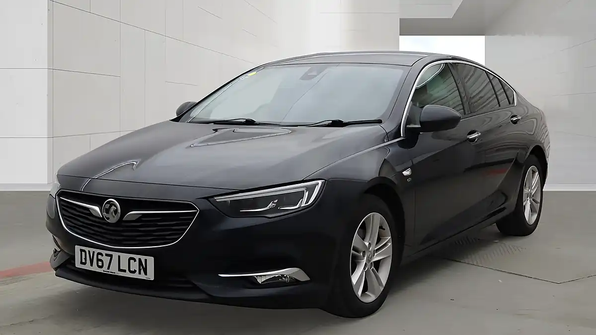 Used 2017 Vauxhall Insignia Elite Nav Blue - Interior and Exterior details 12