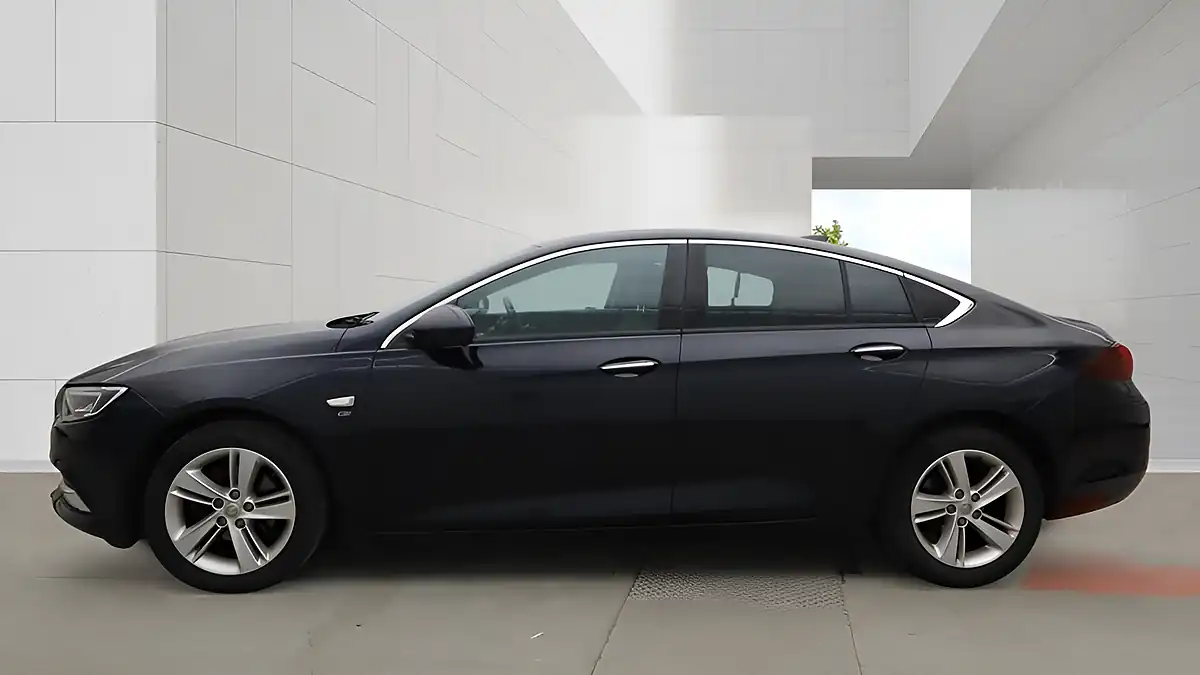 Used 2017 Vauxhall Insignia Elite Nav Blue - Interior and Exterior details 18
