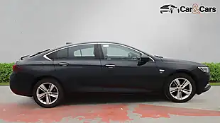 Used 2017 Vauxhall Insignia Elite Nav Blue - Interior and Exterior details 9