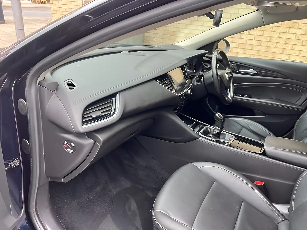 Used 2017 Vauxhall Insignia Elite Nav Blue - Interior and Exterior details 19
