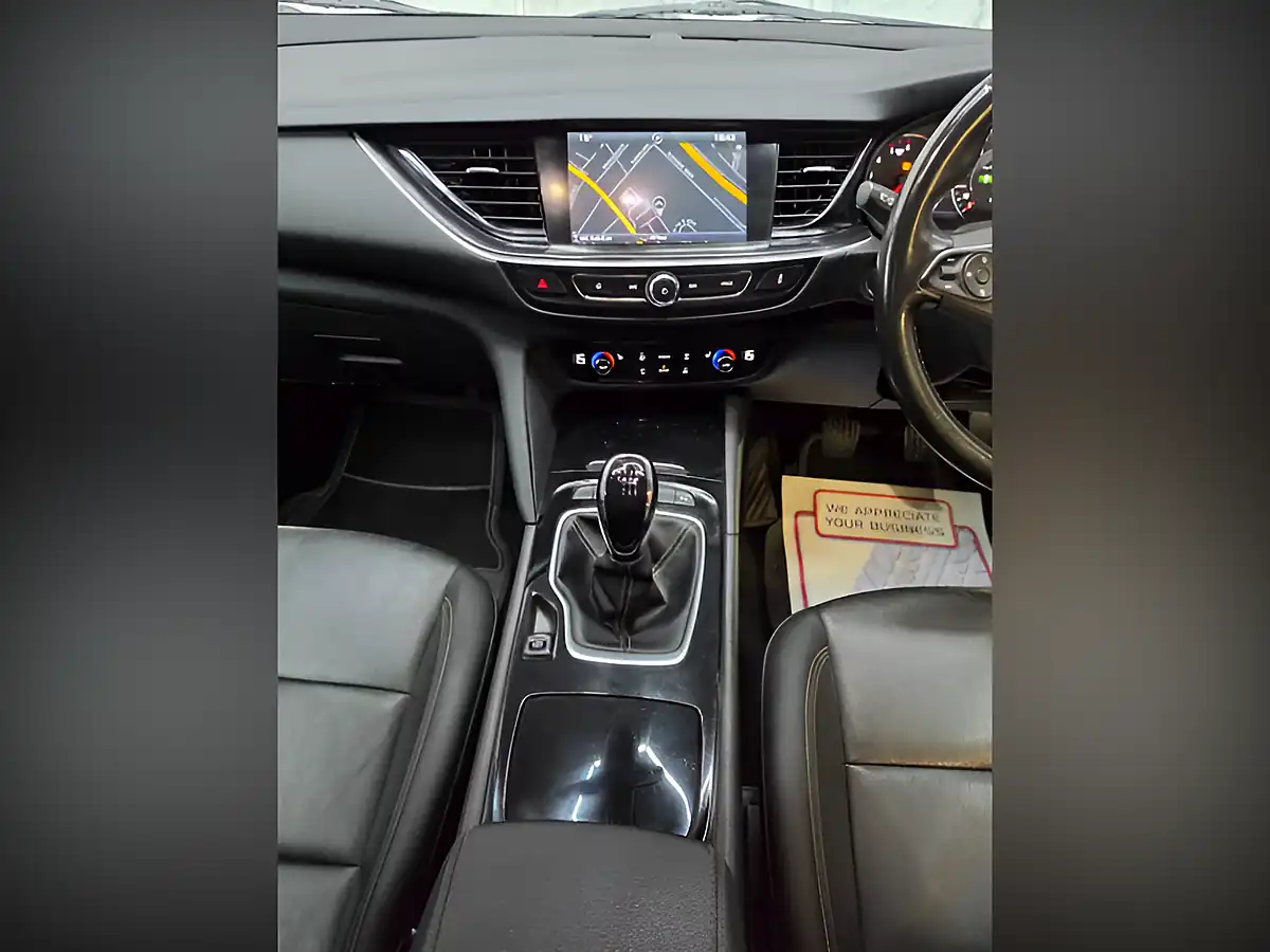 Used 2017 Vauxhall Insignia Elite Nav Grand Sport Grey - Interior and Exterior details 10