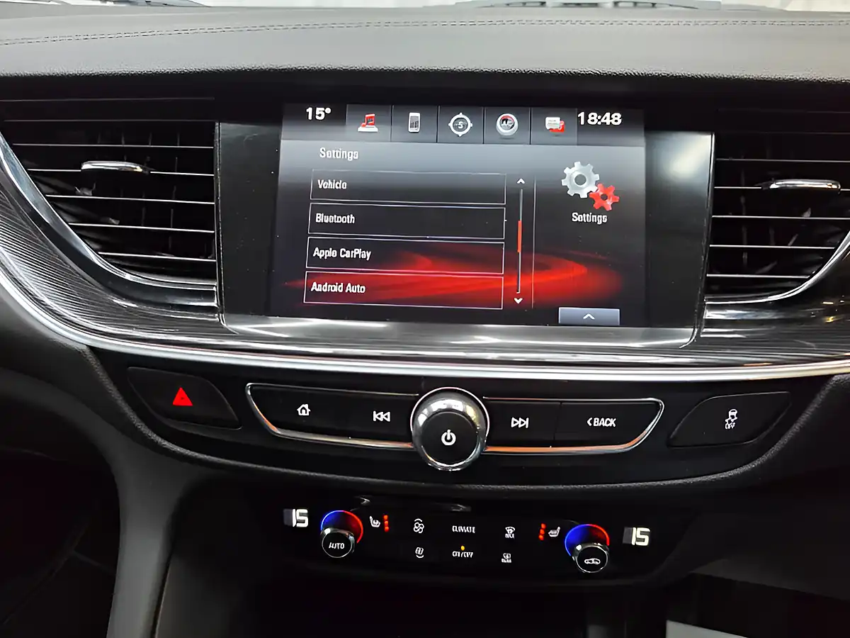 Used 2017 Vauxhall Insignia Elite Nav Grand Sport Grey - Interior and Exterior details 11