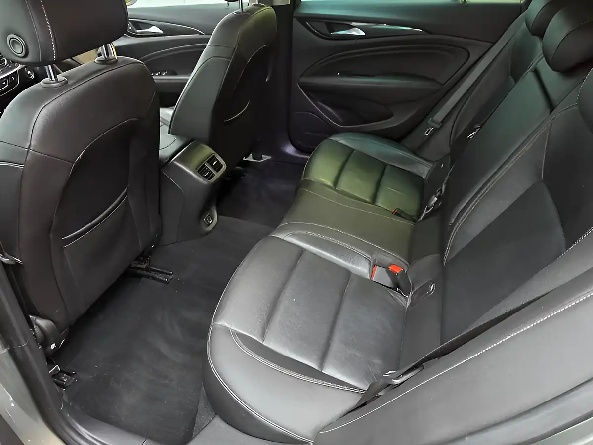 Used 2017 Vauxhall Insignia Elite Nav Grand Sport Grey - Interior and Exterior details 13