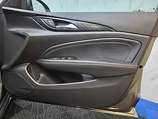 Used 2017 Vauxhall Insignia Elite Nav Grand Sport Grey - Interior and Exterior details 15