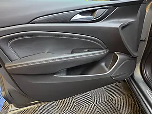 Used 2017 Vauxhall Insignia Elite Nav Grand Sport Grey - Interior and Exterior details 16