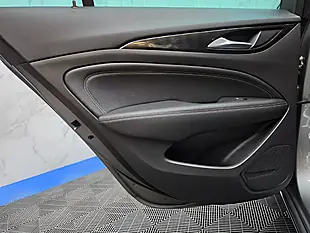 Used 2017 Vauxhall Insignia Elite Nav Grand Sport Grey - Interior and Exterior details 17