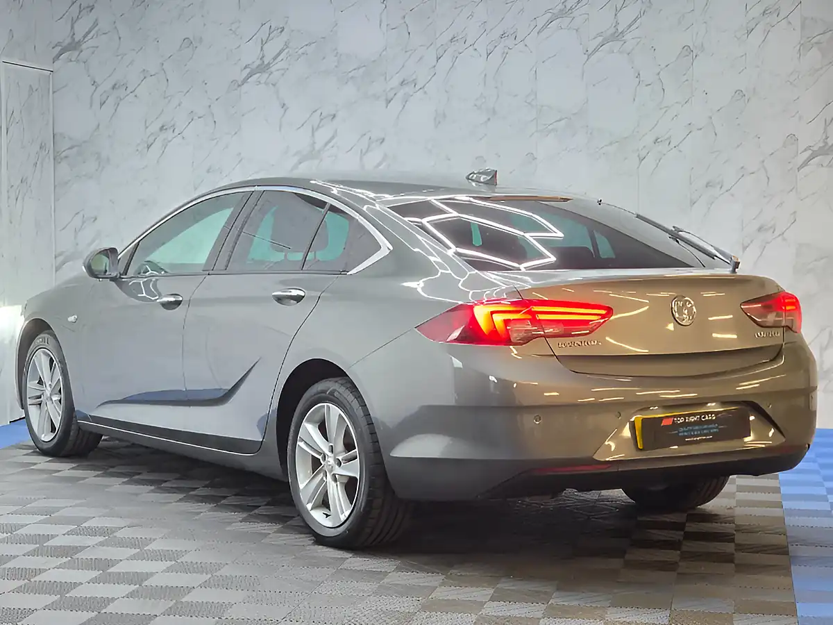 Used 2017 Vauxhall Insignia Elite Nav Grand Sport Grey - Interior and Exterior details 5