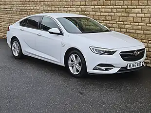 Used 2017 Vauxhall Insignia Elite Nav Grand Sport White - Interior and Exterior details 12