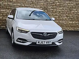 Used 2017 Vauxhall Insignia Elite Nav Grand Sport White - Interior and Exterior details 8