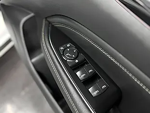 Used 2017 Vauxhall Insignia Elite Nav Grand Sport White - Interior and Exterior details 13