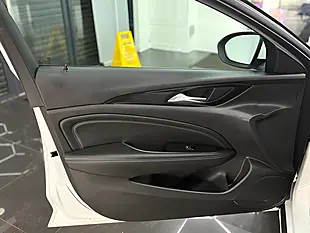 Used 2017 Vauxhall Insignia Elite Nav Grand Sport White - Interior and Exterior details 14