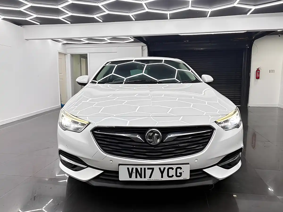 Used 2017 Vauxhall Insignia Elite Nav Grand Sport White - Interior and Exterior details 2