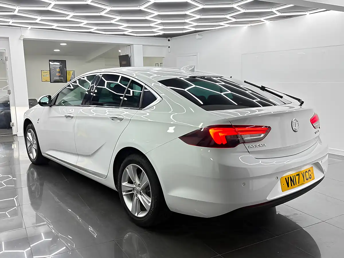 Used 2017 Vauxhall Insignia Elite Nav Grand Sport White - Interior and Exterior details 4