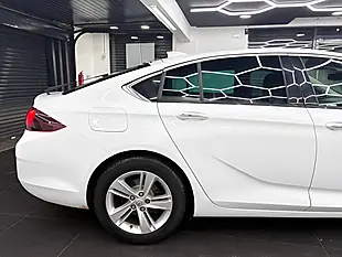 Used 2017 Vauxhall Insignia Elite Nav Grand Sport White - Interior and Exterior details 7