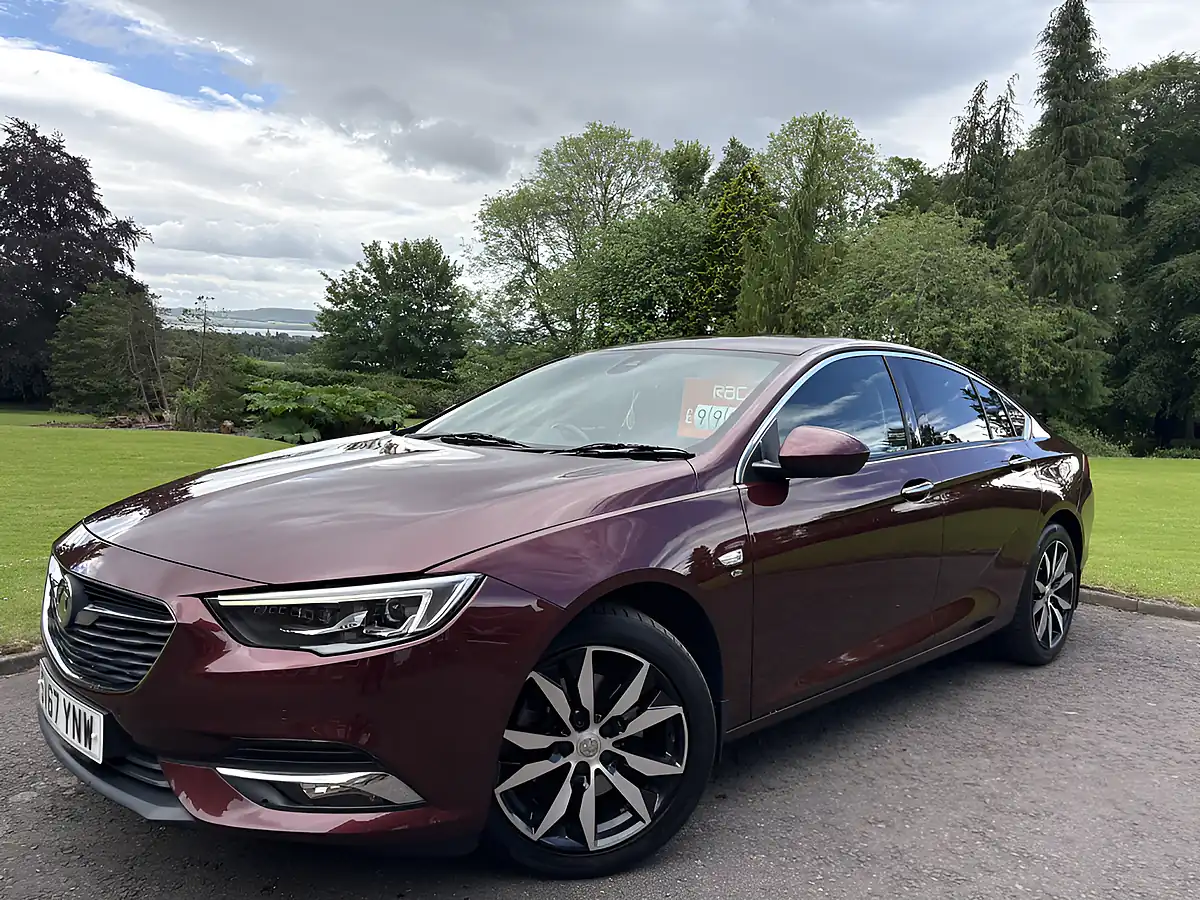 Used 2017 Vauxhall Insignia Elite Nav Red - Front View