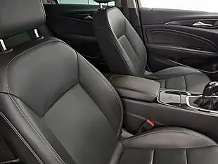 Used 2017 Vauxhall Insignia Elite Nav Rioja Red - Interior and Exterior details 11