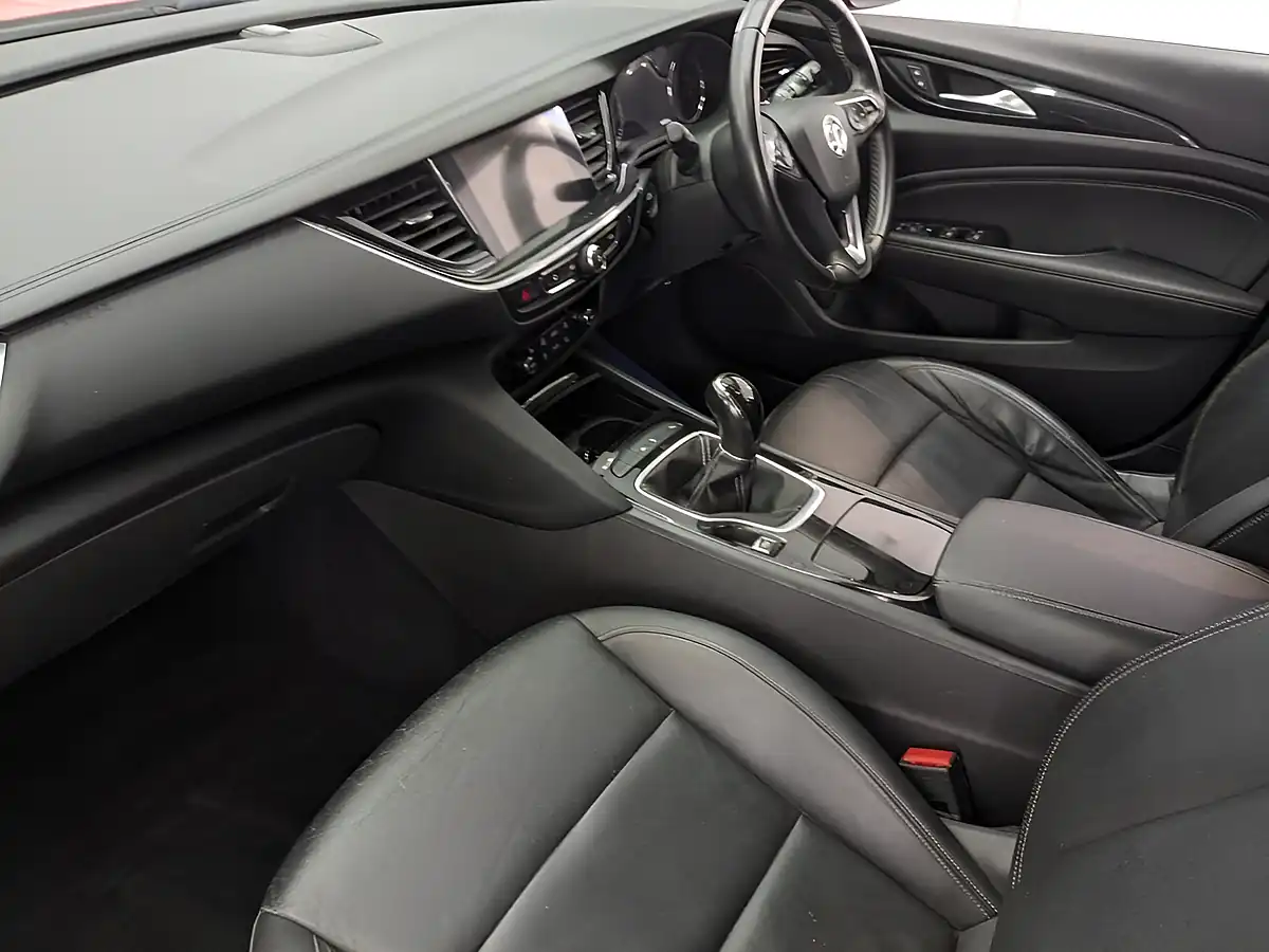 Used 2017 Vauxhall Insignia Elite Nav Rioja Red - Interior and Exterior details 14