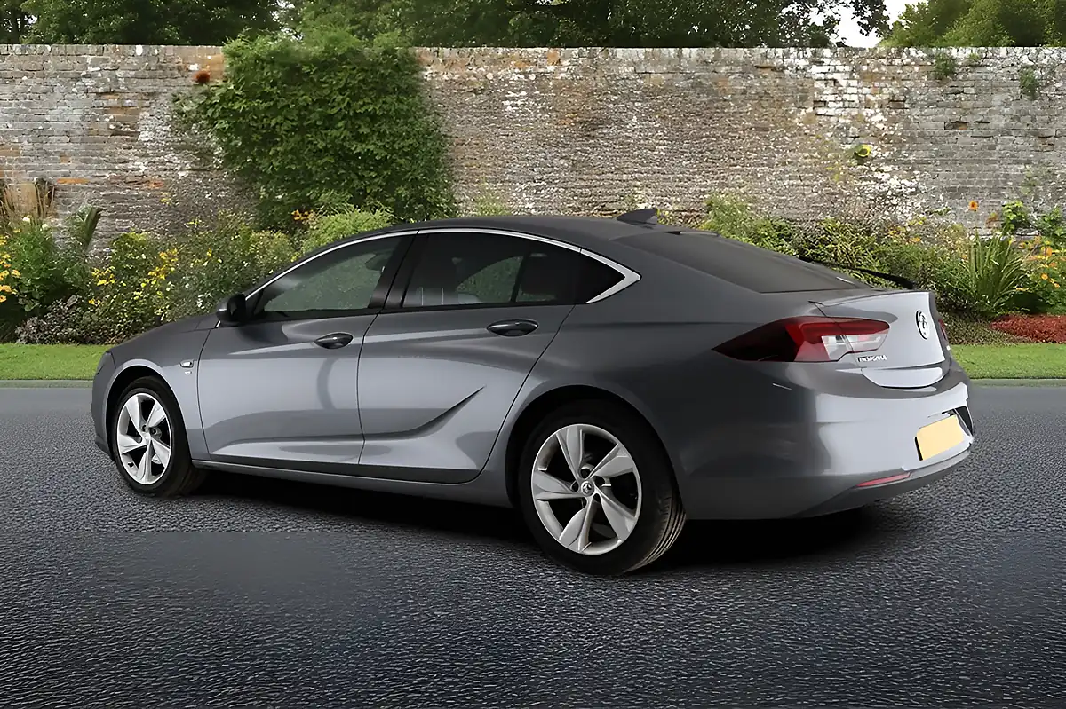 Used 2017 Vauxhall Insignia Sri Nav Grand Sport Grey - Interior and Exterior details 6