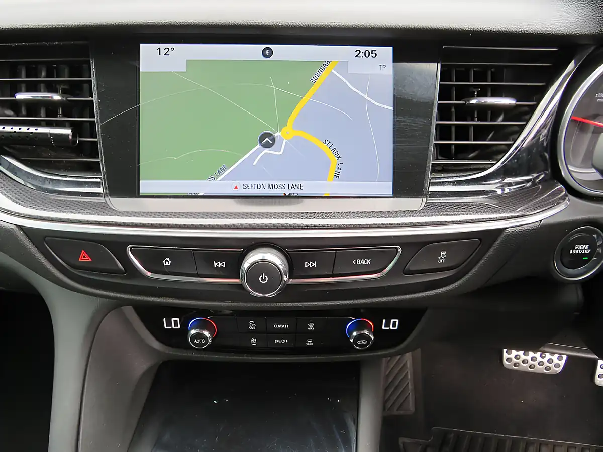 Used 2017 Vauxhall Insignia Sri Nav Grand Sport Grey - Interior and Exterior details 15