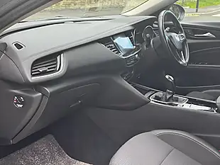 Used 2017 Vauxhall Insignia Sri Nav Grand Sport Grey - Interior and Exterior details 16