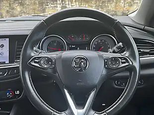 Used 2017 Vauxhall Insignia Sri Nav Grand Sport Grey - Interior and Exterior details 4