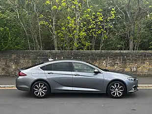 Used 2017 Vauxhall Insignia Sri Nav Grand Sport Grey - Interior and Exterior details 5