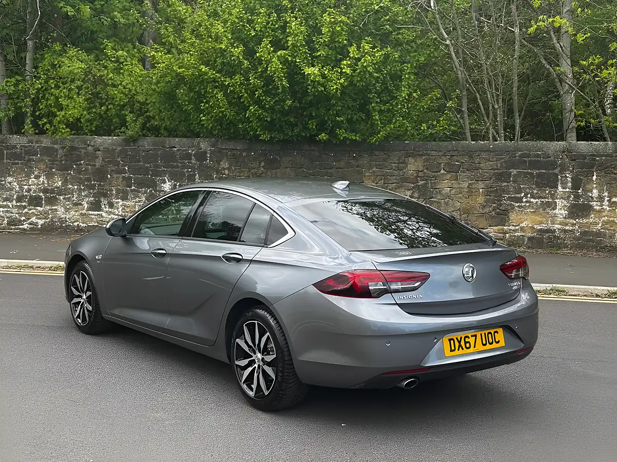 Used 2017 Vauxhall Insignia Sri Nav Grand Sport Grey - Interior and Exterior details 7