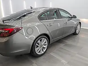 Used 2017 Vauxhall Insignia Sri Nav Grey - Interior and Exterior details 8