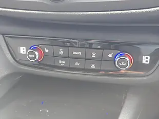 Used 2017 Vauxhall Insignia Sri Nav White - Interior and Exterior details 14