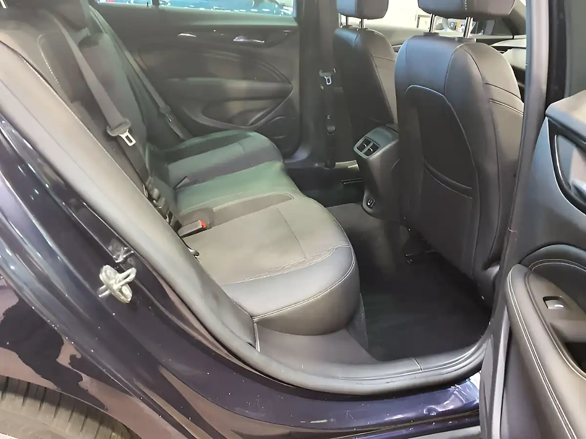 Used 2017 Vauxhall Insignia Sri Vx Line Nav Grand Sport Blue - Interior and Exterior details 7