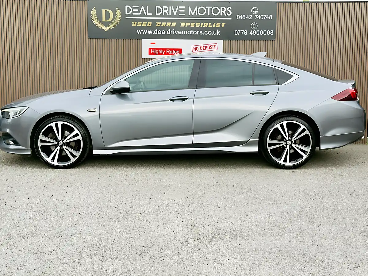 Used 2017 Vauxhall Insignia Sri Vx Line Nav Grand Sport Grey - Interior and Exterior details 4