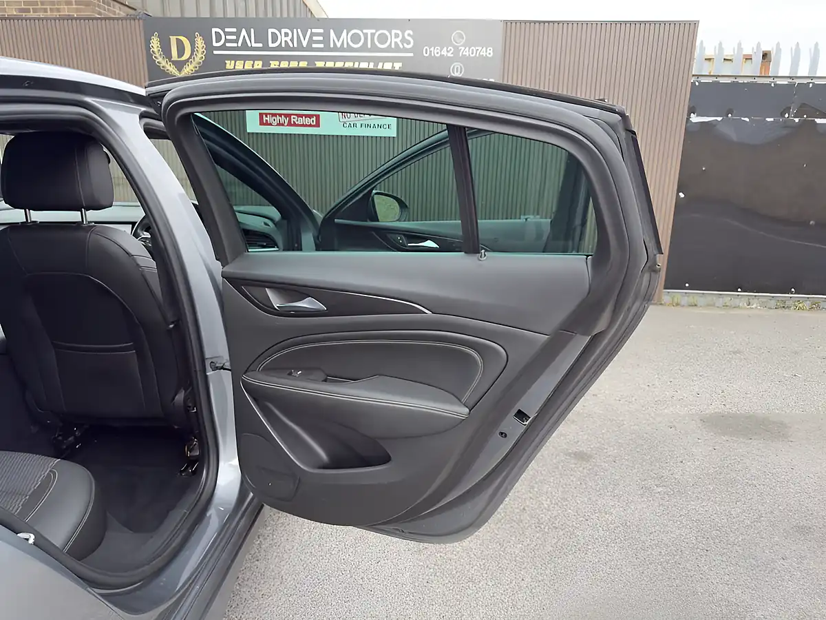 Used 2017 Vauxhall Insignia Sri Vx Line Nav Grand Sport Grey - Interior and Exterior details 9