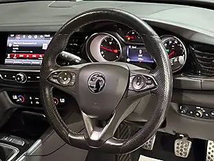 Used 2017 Vauxhall Insignia Sri Vx Line Nav Grand Sport Red - Interior and Exterior details 10