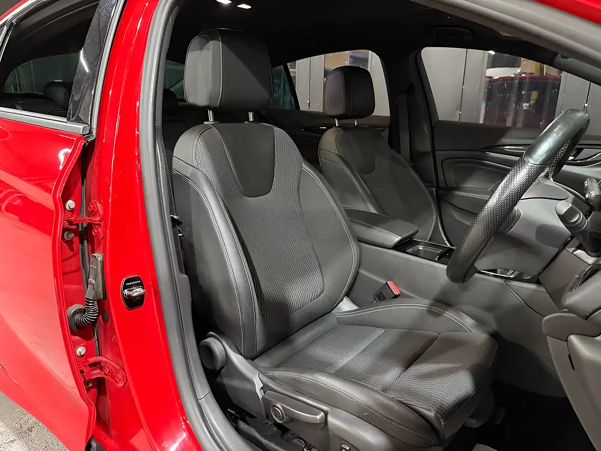 Used 2017 Vauxhall Insignia Sri Vx Line Nav Grand Sport Red - Interior and Exterior details 16