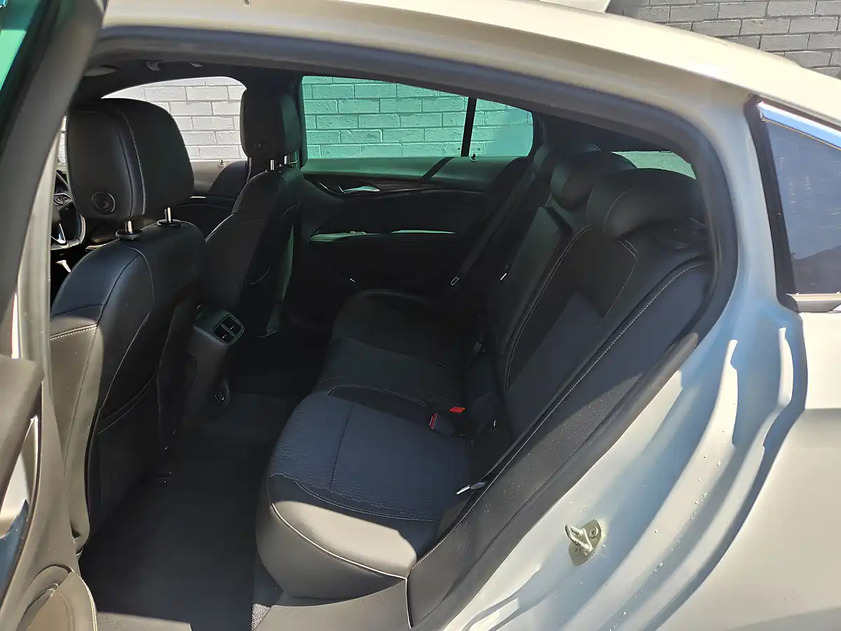Used 2017 Vauxhall Insignia Sri Vx Line Nav Grand Sport White - Interior and Exterior details 15
