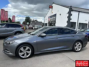 Used 2017 Vauxhall Insignia Sri Vx Line Nav Grey - Interior and Exterior details 10