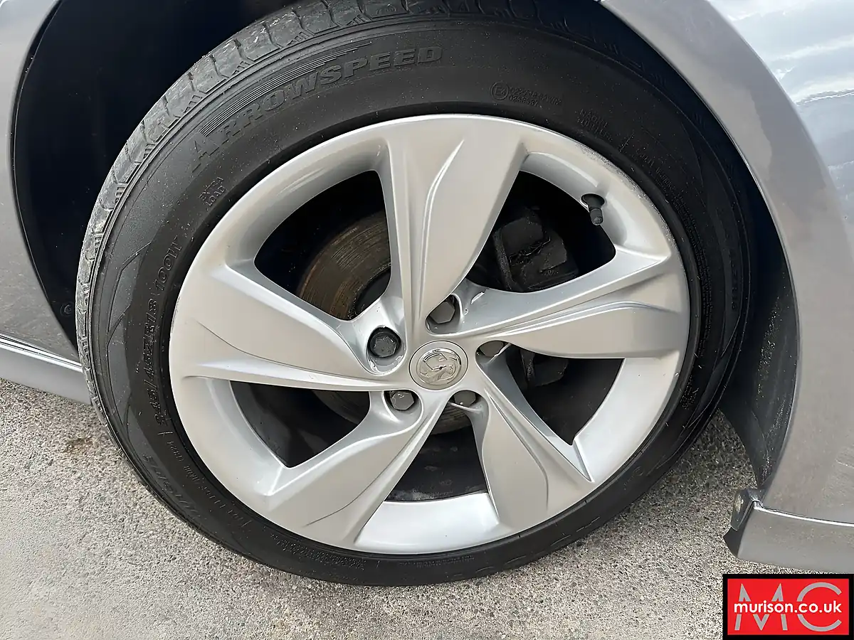Used 2017 Vauxhall Insignia Sri Vx Line Nav Grey - Interior and Exterior details 2