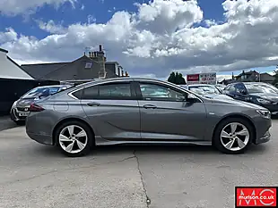 Used 2017 Vauxhall Insignia Sri Vx Line Nav Grey - Interior and Exterior details 3
