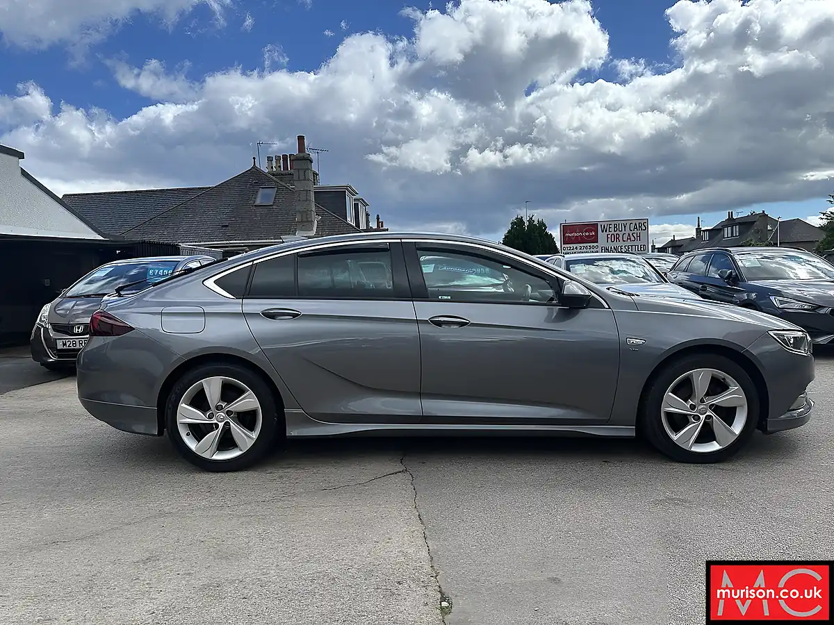 Used 2017 Vauxhall Insignia Sri Vx Line Nav Grey - Interior and Exterior details 3