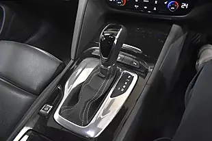 Used 2017 Vauxhall Insignia Sri Vx Line Nav Red - Interior and Exterior details 15