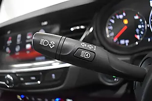 Used 2017 Vauxhall Insignia Sri Vx Line Nav Red - Interior and Exterior details 16